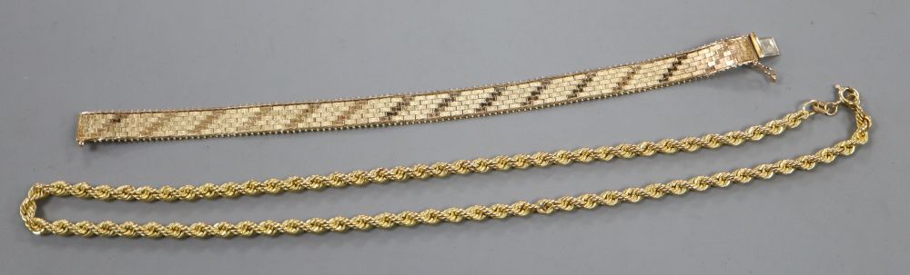 A modern 9ct gold bracelet and a 9ct ropetwist chain, gross 14.8 grams.
